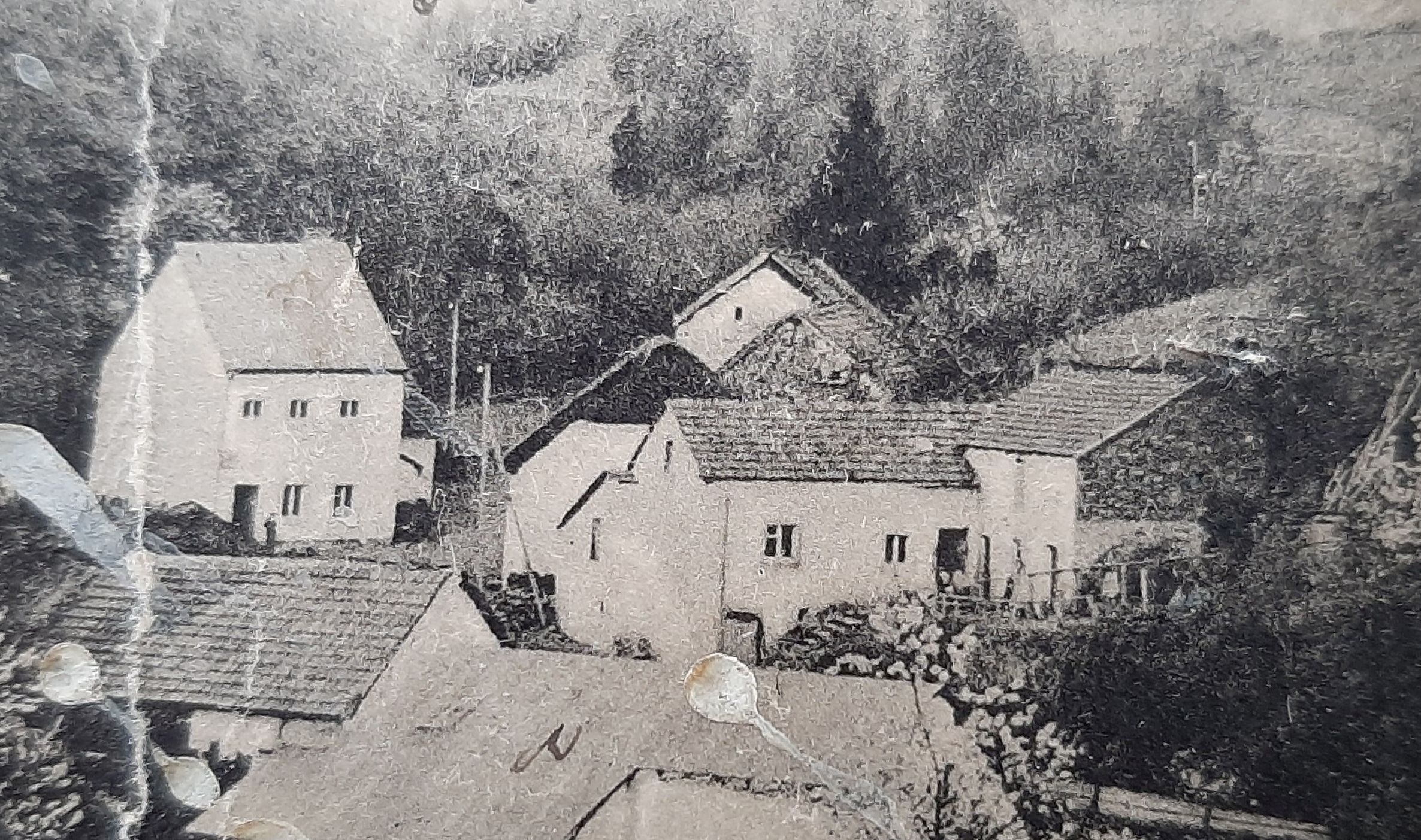 Engelsdorf 1915 mit dem Eifellandhaus im Felsenland Südeifel